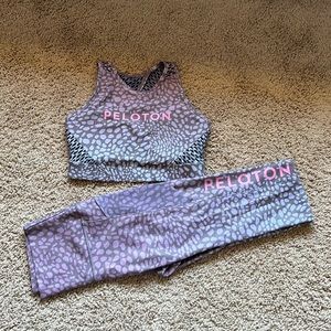 Peloton River Stone Set